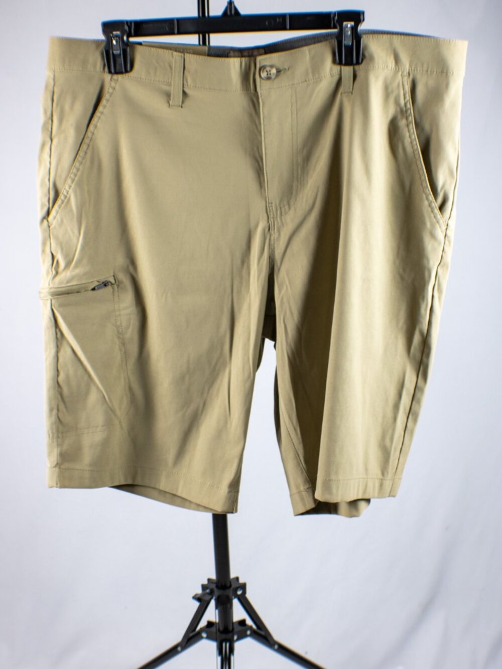 NWT Weatherproof Vintage Men's Hyker Trail Cargo Shorts 38 Tan Stretch Hiking